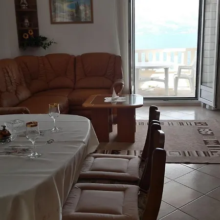 Juri Appartement *